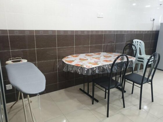 Hoh's Terrace Tanjong Karang - Photo4