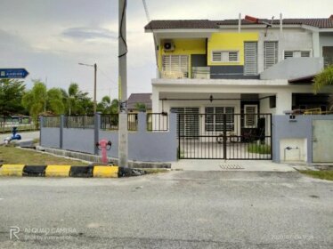 Sri Manik Homestay Tanjung Karang