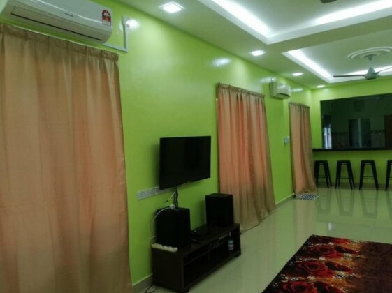 Yatime Homestay Tanjung Karang - Photo4