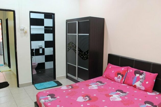 Tanjung Sepat Rainbow Homestay - Photo4