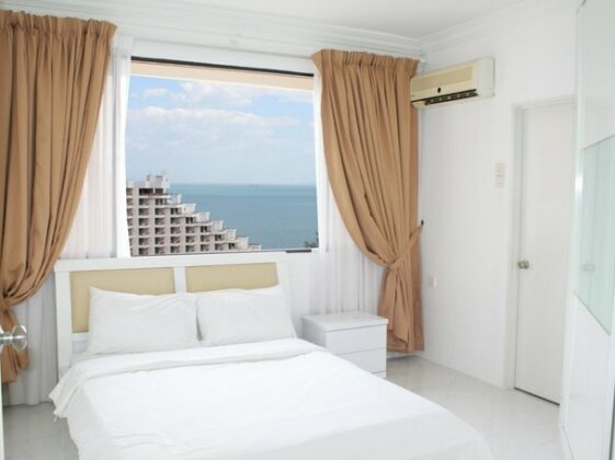 Home Suites Amazing Oceanfront Penang - Photo3