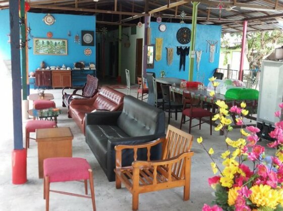 Tony's Guesthouse at Teluk Bahang - Photo2