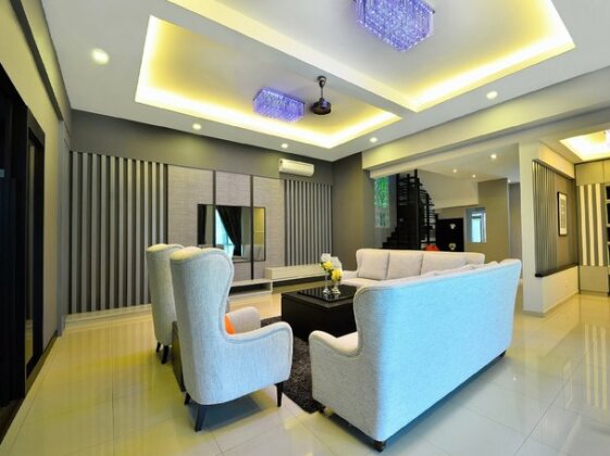Violet Luxury Service Villa - Photo3