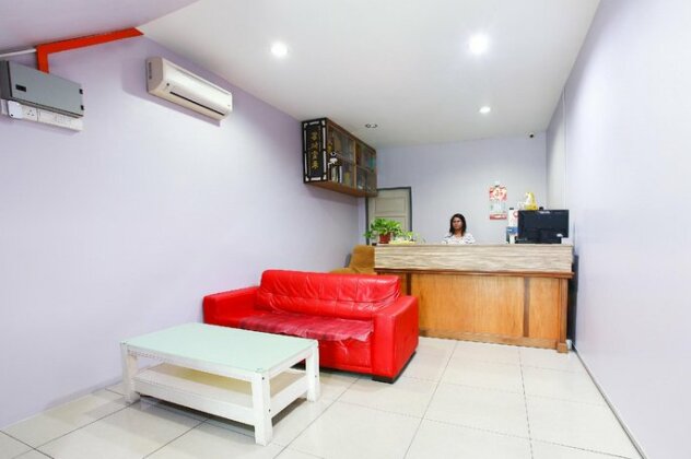 Oyo 89332 De Hotel - Photo4