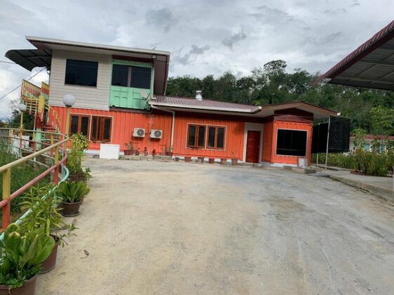 Yong Farmstay Tenom