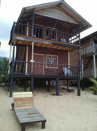Beach Shack Chalet
