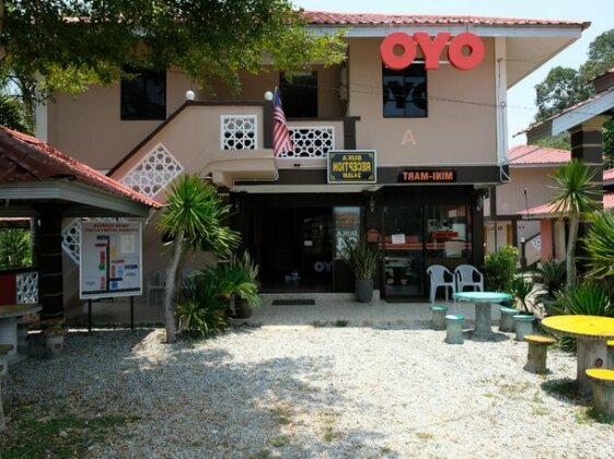 OYO 44005 Senangin Resort & Cafe - Photo4