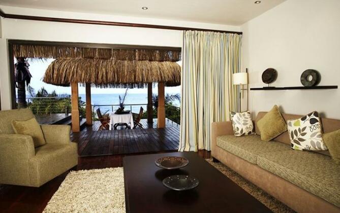 Indigo Bay Island Resort & Spa - Photo4