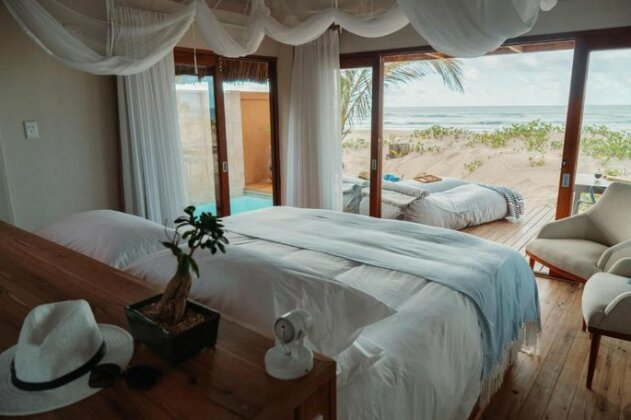 Eclectic Beach Retreat - Photo4