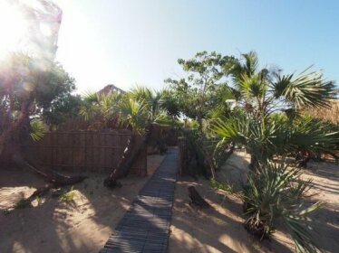 Mango Beach Lodge