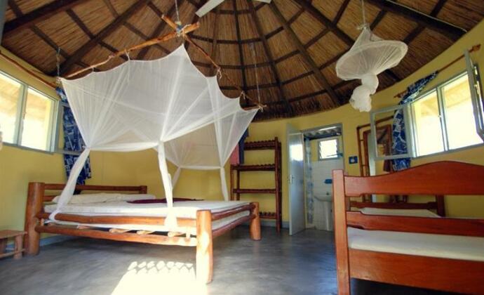 Pariango Beach Motel - Photo2