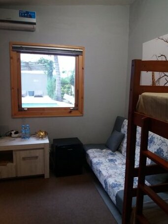 Liv Inn Guest House - Photo3