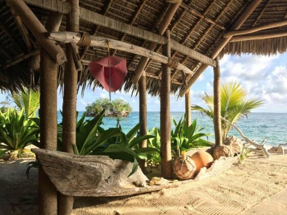 Situ Island - Photo2