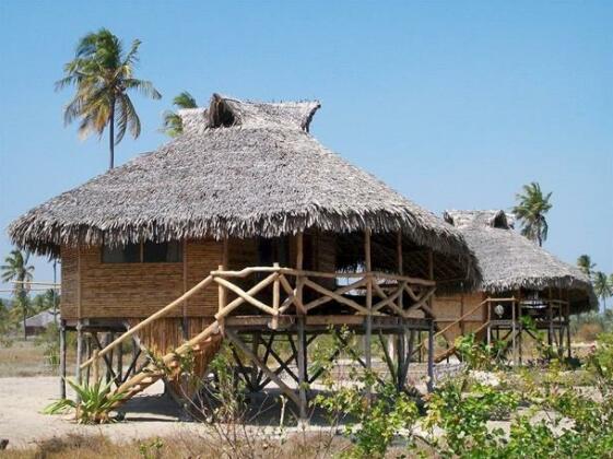 Ulala Lodge - Photo2
