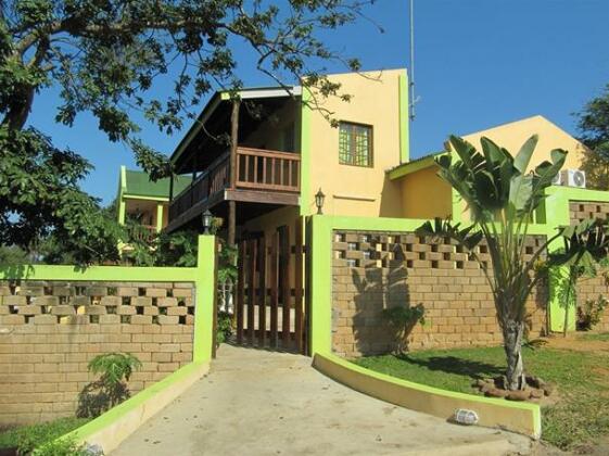 The Waves Lodge - Photo2