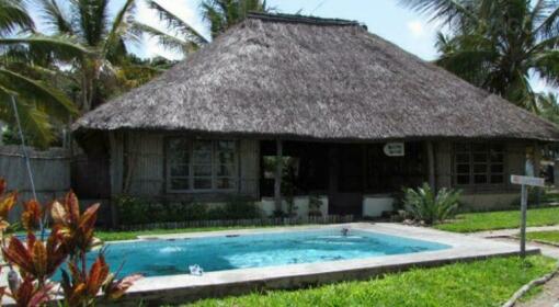 Baobab Beach Resort and Backpackers