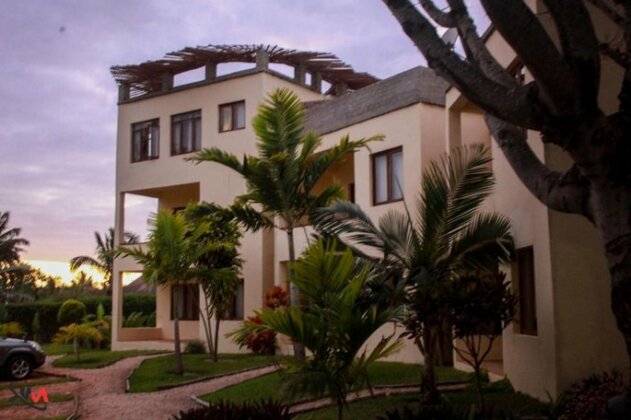 Samara Lodge - Photo3