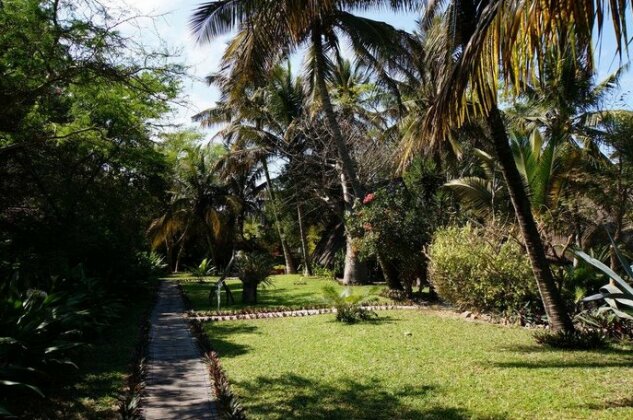 Vilancool Beach Resort - Photo5