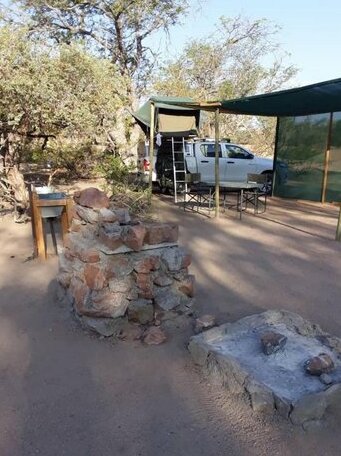Twyfelfontein Tented Camp - Photo3