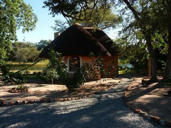 Mobola Lodge - Photo4