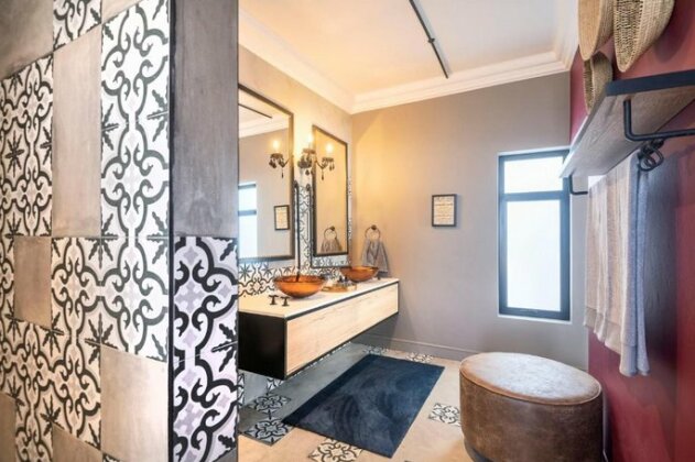 Etosha King Nehale Lodge - Photo4