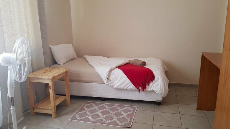 Onze Rust Guest House - Photo5
