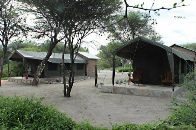 Fiume Bush Camp - Photo2