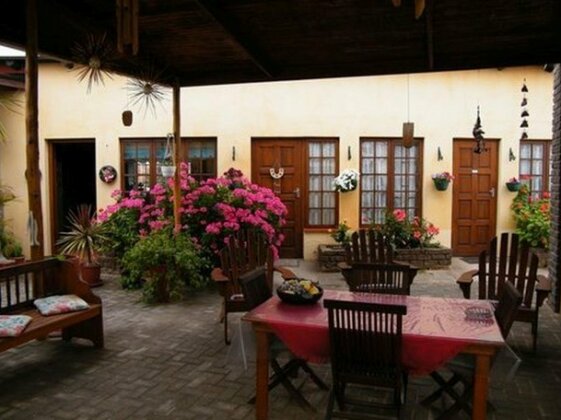 Haus Estnic Bed & Breakfast - Photo3