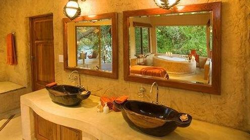 Ntwala Island Lodge - Photo3