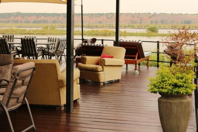 Zovu Elephant Lodge - Photo3