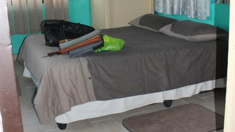 Element Riders Place Backpackers - Photo3