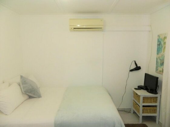 Aub Guesthouse - Photo4