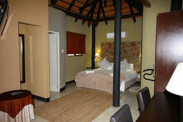 Lapa Lange Game Lodge - Photo5
