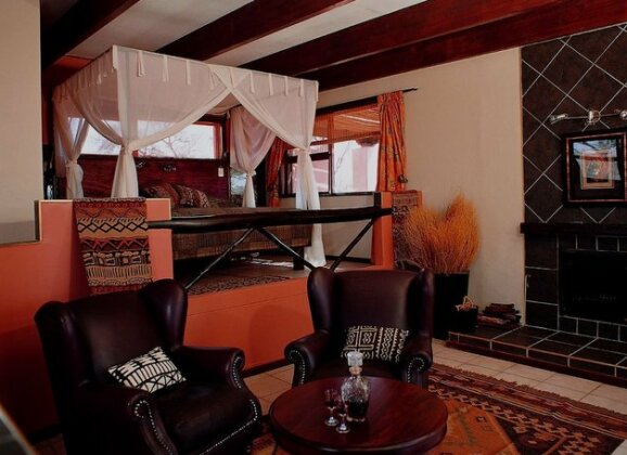 Zebra Kalahari Lodge - Photo5