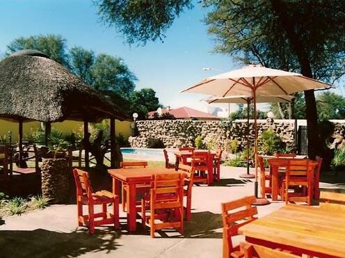 Auberge Omulonga Bed and Breakfast - Photo3