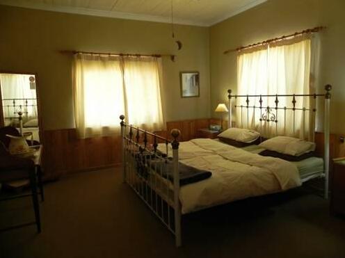 Dusternbrook Guest Farm - Photo2