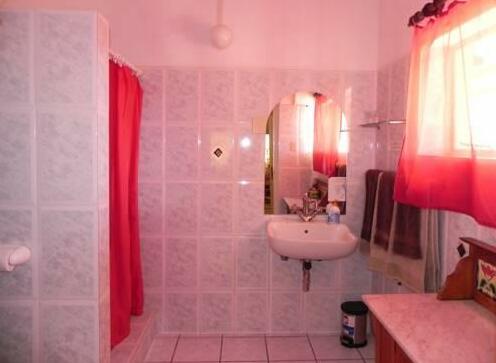 Dusternbrook Guest Farm - Photo3