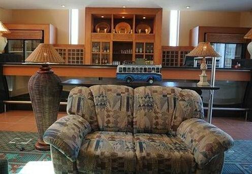 Protea Hotel by Marriott Ondangwa - Photo4