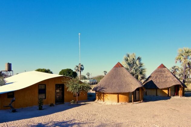 Ongula Village Homestead Lodge - Photo2