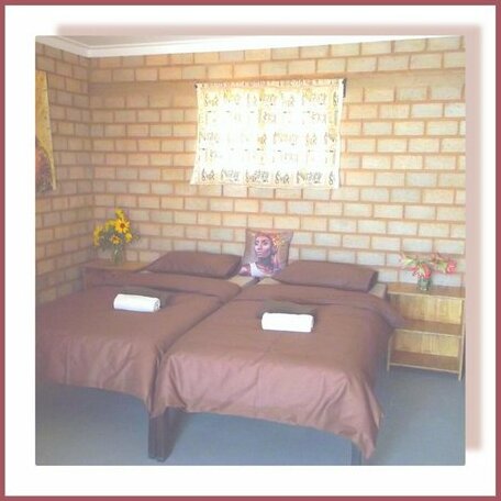 Stop 'n Stay Otavi Rest Camp - Photo4