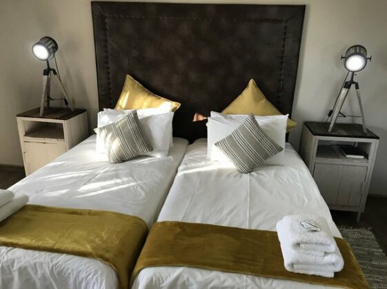 Bush Pillow Guest House - Photo5