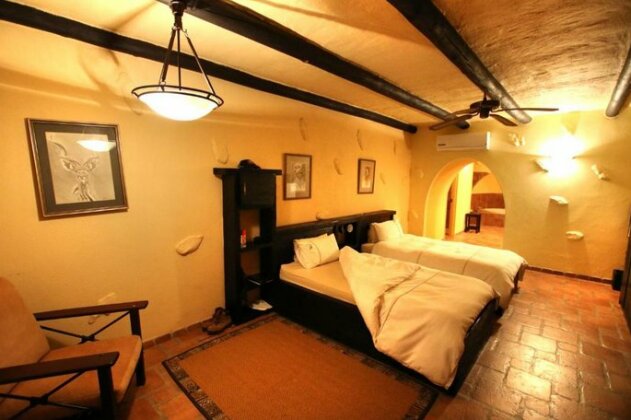 Mount Etjo Safari Lodge - Photo4