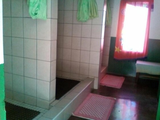 Kai-Oms Backpackers Lodge - Photo5