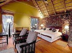 Ongava Lodge T - Photo3