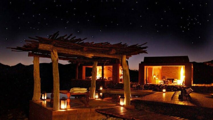 Okahirongo Elephant Lodge