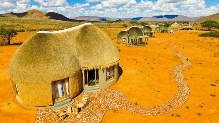 We Kebi Safari Lodge - Photo4