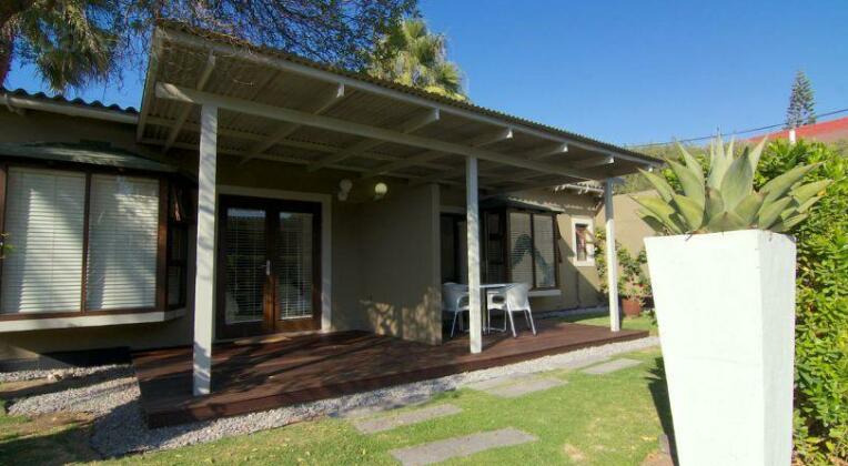 Brigadoon Guesthouse - Photo2