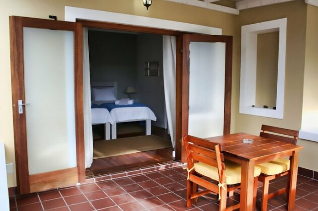 Cornerstone Guesthouse - Photo3