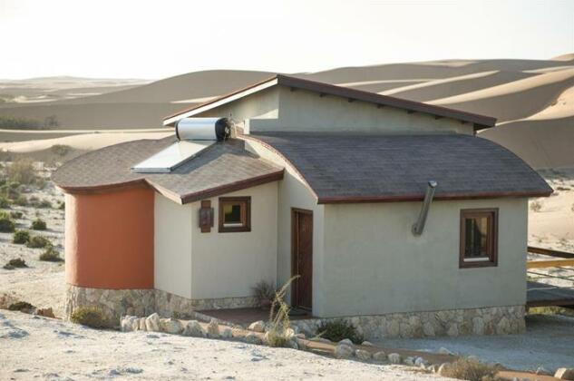 Desert Breeze Lodge