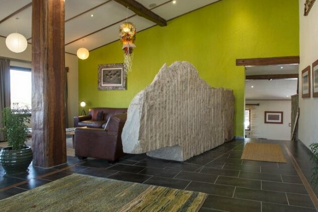 Desert Breeze Lodge - Photo3